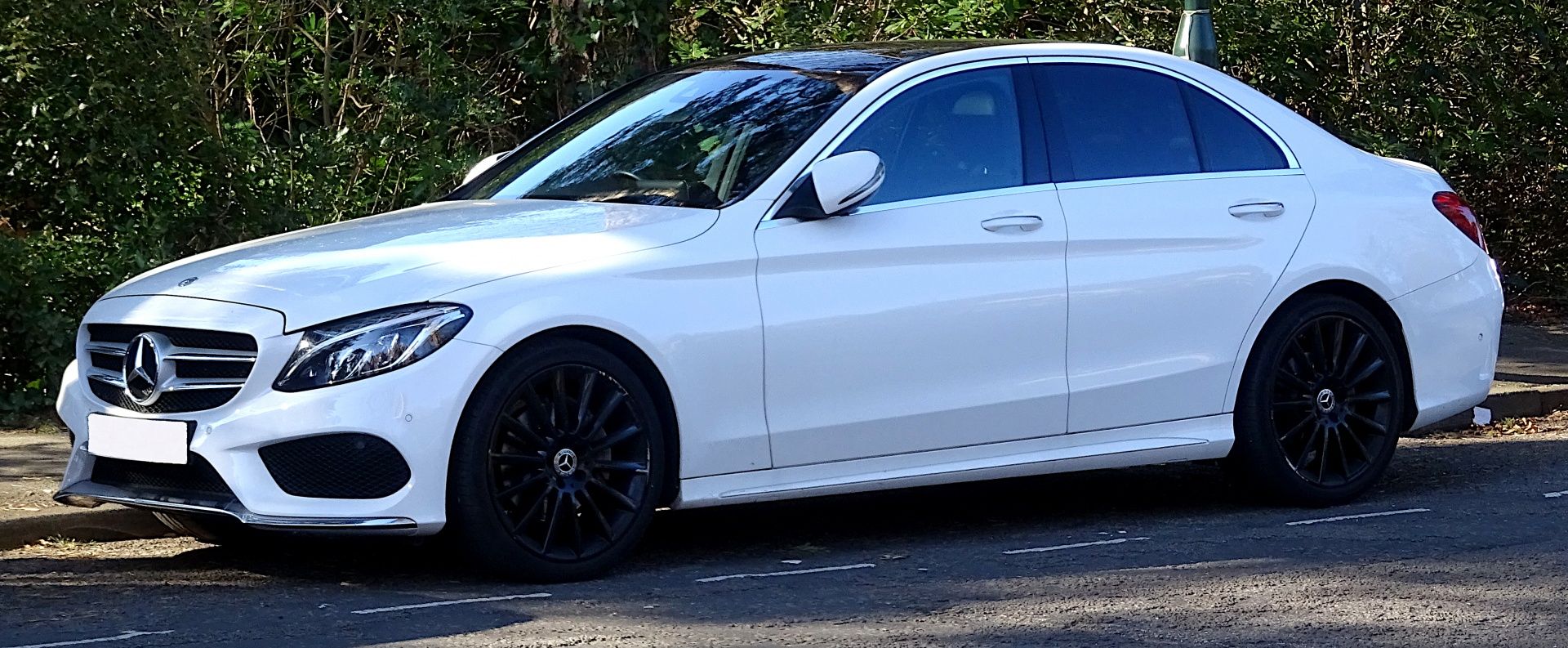 Executive sedan for rent in Mozambique